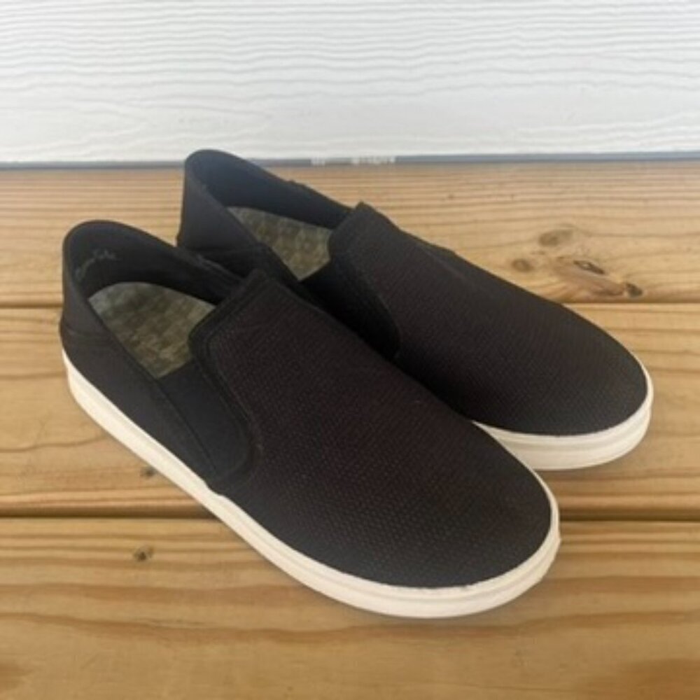 ** OluKai KI'IHELE Women’s Slip On Sneakers Black Mesh Size 10